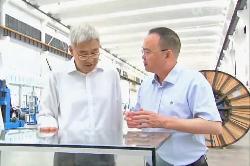 江西省委书记尹弘到js345线路检测电缆（江西）调研